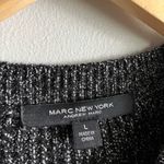 Andrew Marc MARC NEW YORK black and white crew neck pull over sweater classic preppy Photo 3