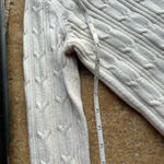 st. john's bay ✨vintage white cable knit sweater  Photo 4