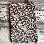 Small Leather wristlet made with 💯 genuine leather. One of a kind! Photo 5