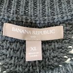 Banana Republic Women’s Size XL Gray & White Geometric Knit Crew Neck Sweater Photo 2