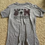 School spirit T Photo 0