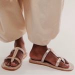 Free People  Hadden Sandals in Champagne Metallic Size 11 Photo 13
