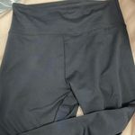 Bally Total Fitness  Black Capri Leggings Medium Photo 0