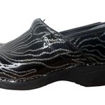Dansko  XP 2.0 Glitter Waves Black Clogs Metallic Print Slip On Nurse Shoes 7.5 Photo 3