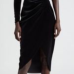 Chiara Boni  Black Velvet Agapios Floral One-Shoulder Long Sleeve Sheath Dress 14 Photo 0