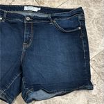 Torrid  Classic Skinny Shorts Vintage Stretch Dark Wash Size 20 Photo 3