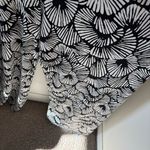 Tommy Bahama Shell We Dance Sleeveless
Jumpsuit. Size Small. Photo 7