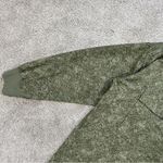 Athleta Women’s Zuma Printed Top Longsleeve V-Neck in Viper Shadow Olive XL Photo 4