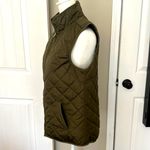 Old Navy ARMY GREEN PUFFER Photo 2