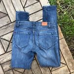 Urban Outfitters BDG (UO) Mid Rise Twig Ankle Jeans Size 26 Photo 1