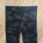 Spanx  Look At Me Now Leggings Camo Cropped D1 Photo 3