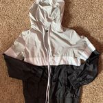 SheIn Wind Breaker Photo 0