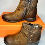 Miz Mooz Sallie Hazelnut casual classic comfy outdoorsy stylish chic fall Photo 0