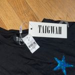 Emma & Sam  Black T Shirt With Multicolored Sequin Stars Photo 2