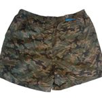 Columbia NWT  Camo Print Shorts Womens Size 1X Regular Fit Pockets and Drawstring Photo 0