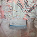 Columbia PFG Tropical Print Shorts Women's Size Small Orange and White Photo 5