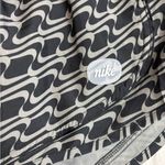 Nike Sportswear Woman’s Lined Athletic Running Dri-Fit Casual Shorts Size Large Photo 1