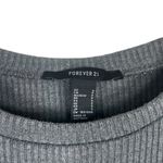 Forever 21 NWOT Ribbed Knit Cropped Baby Tee in Grey Size S Photo 4