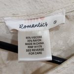 Urban Romantics  Cropped Top V-Neck Long Sleeve Jacquard Animal Print White Small Photo 8