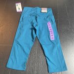 Athletic Works  Womens Capri Leggings Teal Blue Pockets XS Cropped NWT Photo 3