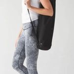 Lululemon  Wunder Under Pant Hi-Rise Luon Spray Jacquard White Black Size 4 Photo 11