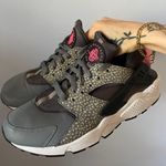 Nike Air Huarache Premium ‘Safari’ Photo 5
