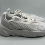 Adidas  Ozelia J “Triple White” size 6.5y  Photo 2