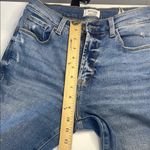 Kensie  jeans VINTAGE LUX Blue Cropped Jeans with Frayed Hem and Medium Wash Photo 9