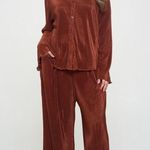 Gilli Cinnamon Satin Plisse Lettuce Hem Blouse & Flare Pant Set 1X NWT Photo 1