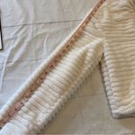 Betsey Johnson Betsy Johnson Size Small Cream Cropped Shrug Jacket Photo 12