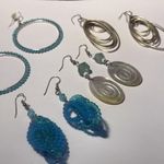 Lot Of 4 Women’s Costume Earrings Pierced Dangle Drop Mix Some Blue Photo 6