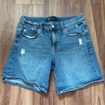 Gap Jean Shorts Size 4/27, Medium wash blue. Photo 0