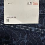 BDG Urban Outfitters‎  Low Rise Flare Jeans Women’s Size 29 Dark Wash Print Photo 5