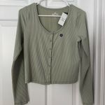 Hollister Holster Must-Have Collection Baby Tee Photo 0