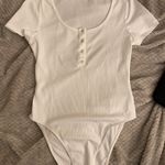 white rib knit short sleeve bodysuit Photo 0