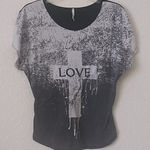 FINAL MARKDOWN Ladies' Aran's Den Partial Lace Overlay Tee medium Black Photo 0