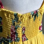 Socialite New Knot Front V-Neckline Babydoll Mini Floral Sleeveless Sundress Photo 2