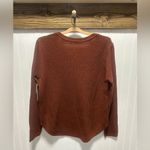 RD Style  Women's Josslyn V-Neck Sweater curved hem nwt rust Stitch Fix Brand Photo 1