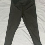 Zyia  Tight Hi-Rise 7/8 Leggings Photo 0