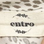 Entro  Womens M Satiny Short Sleeve Animal Print Top Shirt Taupe Cream Boho‎ Photo 10