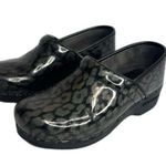 Dansko  XP 2.0 Professional Patent Animal Print Slip On Clogs size 10.5 41 Photo 0
