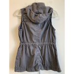 Mudd  Women’s Vest Utility Full Zip Snap Hooded Cargo Washed Gray Size Medium Photo 6