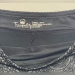 Tranquility by Colorado Clothing Black and Gray Patterned Mini Skort SIZE: Small Photo 1
