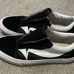 Vans Old Skool Warp men’s 7.5 women’s 9 black and white Photo 0