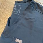 FIGS dark harbor Scrub Set Photo 1