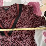 EXPRESS  Women's Terracotta Leopard Print V-Neck Cuffed Sleeve Blouse Small Photo 5