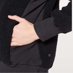 Lululemon Stand Out Sherpa 1/2 Zip
Black Photo 1