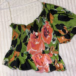 Boutique  Floral Top Photo 0