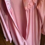 Vintage Movie Star Pink House Coat Robe Size Medium Ruffled Flower Embroidered Photo 5