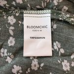 Bloomchic  Womens Ditsy Floral V Neck Ruffle Sleeve Blouse Mint Green 22-24 Photo 6